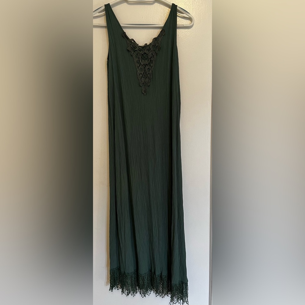 Vintage 90s boho Elegant maxi Green Sleeveless Dress w/ crochet detailing SALE!!